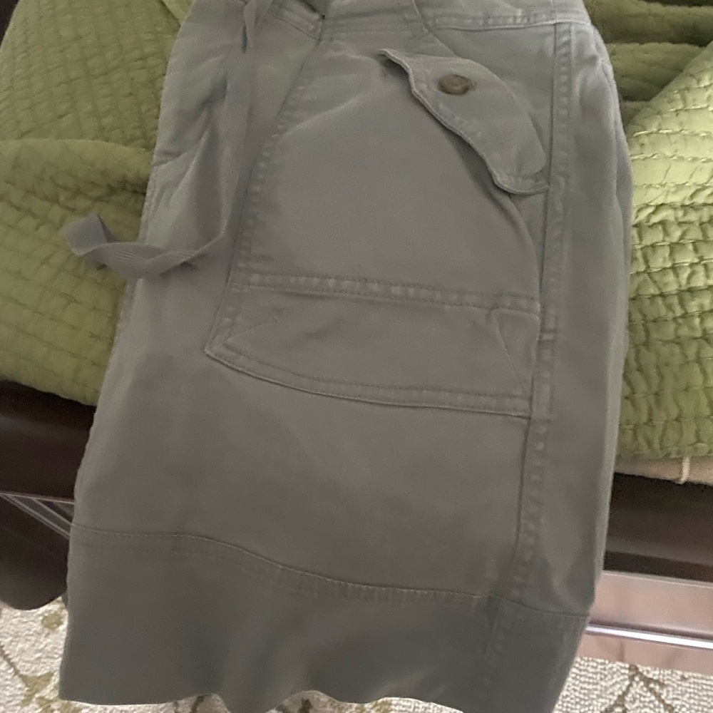 Gray Cargo Skirt bnwt banana republic